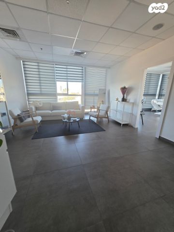 משרדים, אשקלון