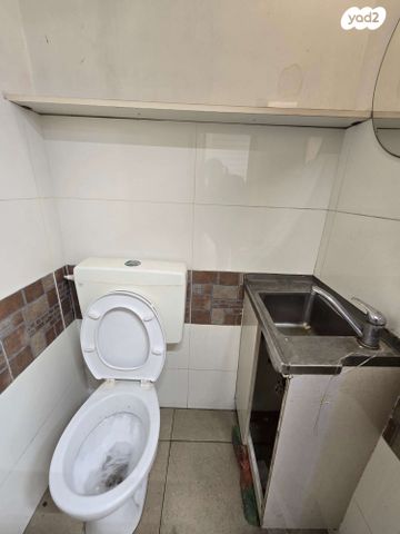 חנויות/ שטח מסחרי, כפר גלעדי 9, פלורנטין, תל אביב יפו