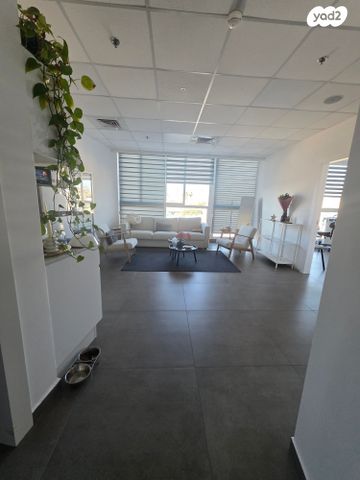 משרדים, אשקלון