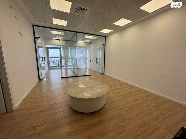 משרדים, ילדי טהרן 8, מב"ת מערב, אזור תעשייה חדש, ראשון לציון