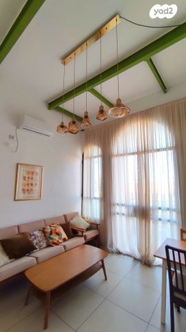 בית מלון, העיר התחתית, ואדי סאליב, חיפה