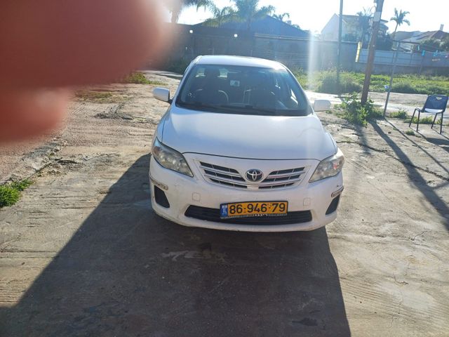 מודעת רכב טויוטה קורולה