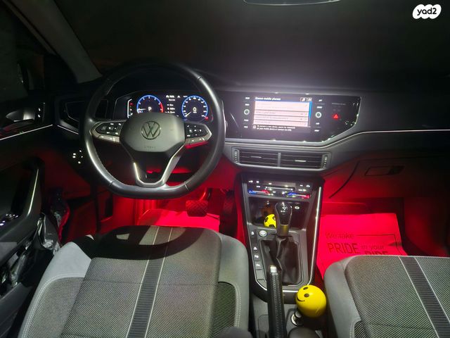 פולקסווגן פולו 