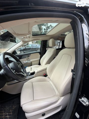 מודעת רכב מרצדס-בנץ EQA