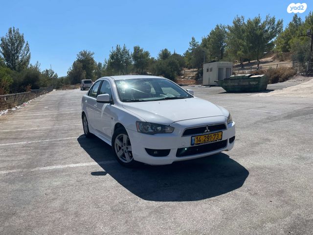 מיצובישי לנסר