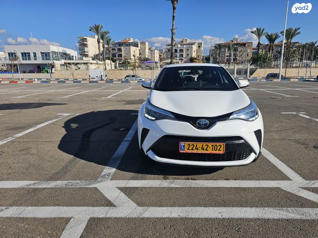 טויוטה C-HR