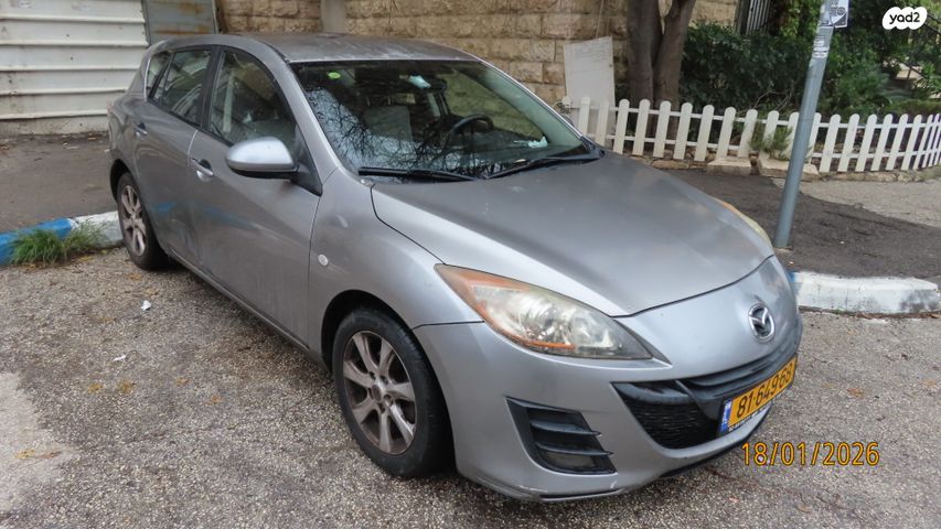 מודעת רכב מאזדה 3