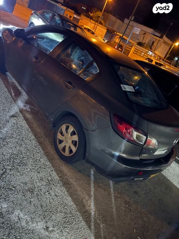 מודעת רכב מאזדה 3