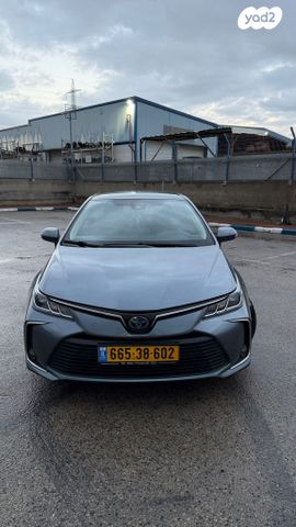 טויוטה קורולה