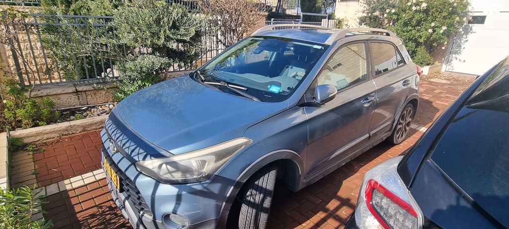 מודעת רכב יונדאי I20 קרוס