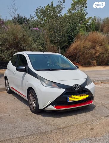 מודעת רכב טויוטה אייגו