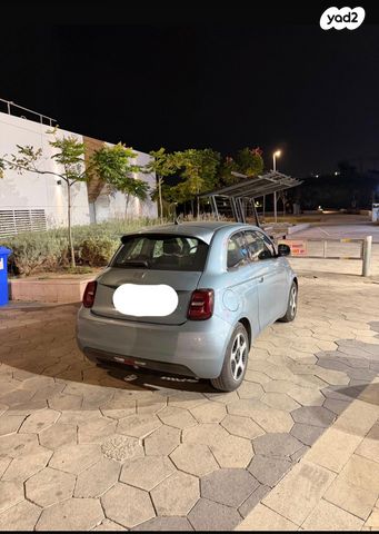 מודעת רכב פיאט 500E
