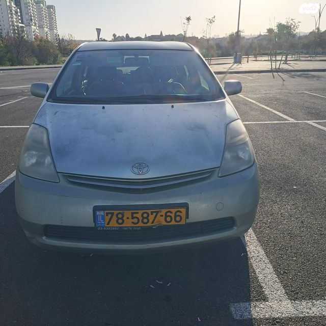 מודעת רכב טויוטה פריוס