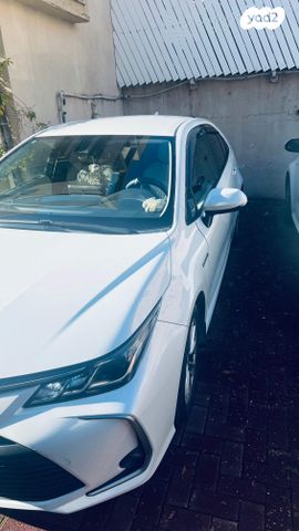 טויוטה קורולה