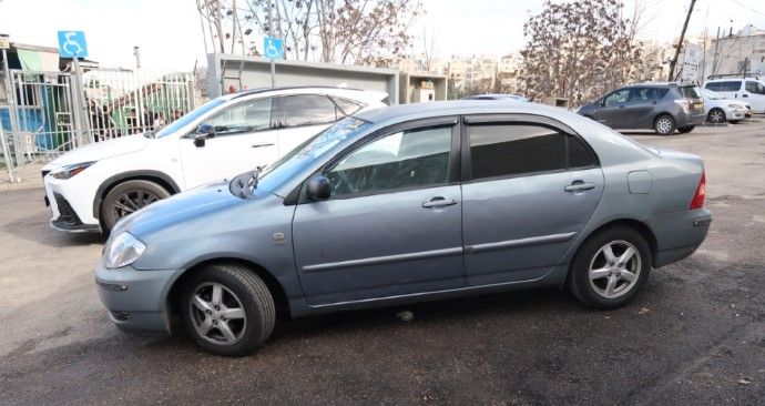 טויוטה קורולה