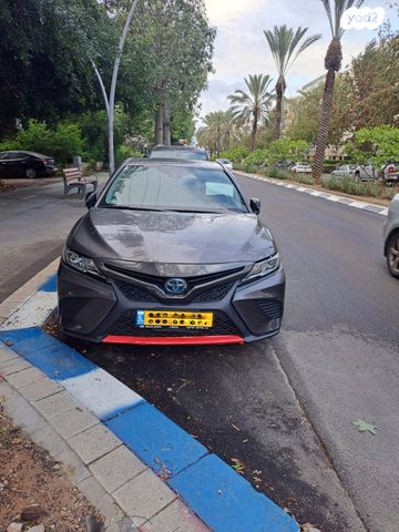 טויוטה קאמרי