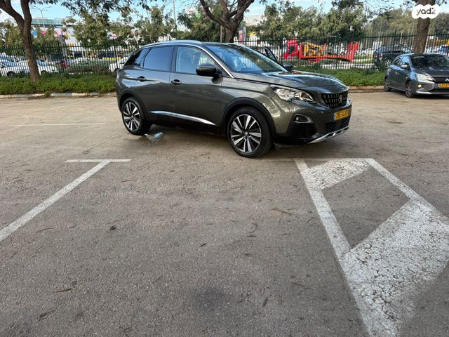 מודעת רכב פיג'ו 3008