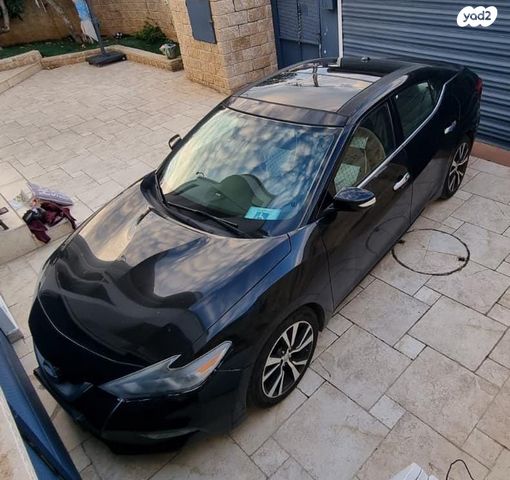 ניסאן מקסימה