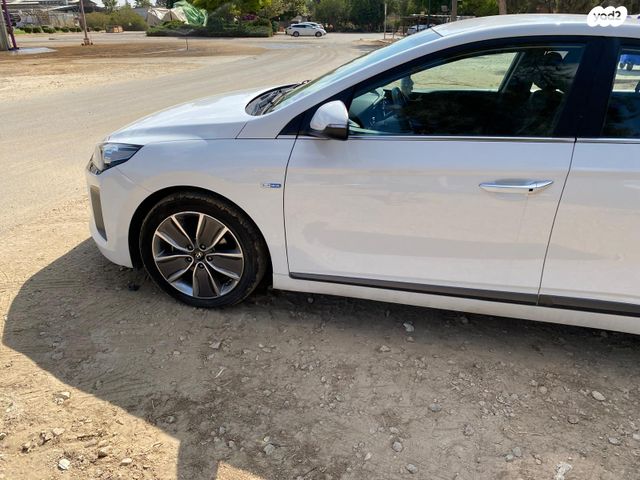 יונדאי איוניק