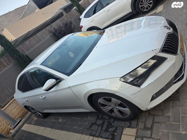 מודעת רכב סקודה סופרב