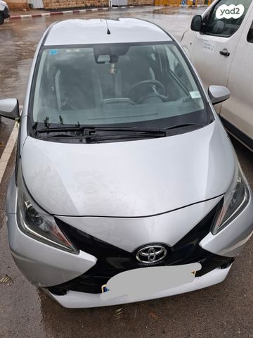 מודעת רכב טויוטה אייגו