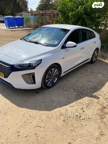 יונדאי איוניק