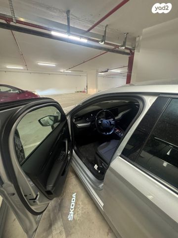 סקודה אוקטביה 