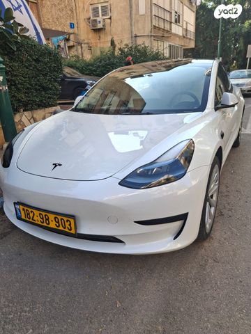 מודעת רכב טסלה מודל 3