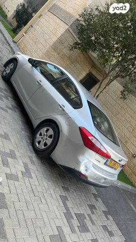 מודעת רכב קיה פורטה 