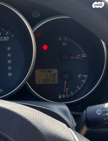 מודעת רכב מאזדה 3