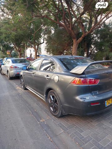 מודעת רכב מיצובישי לנסר