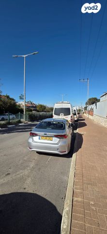 מודעת רכב טויוטה קורולה