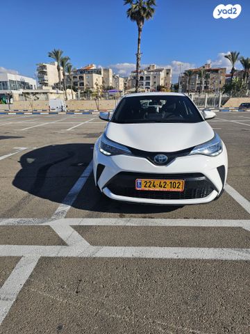 טויוטה C-HR