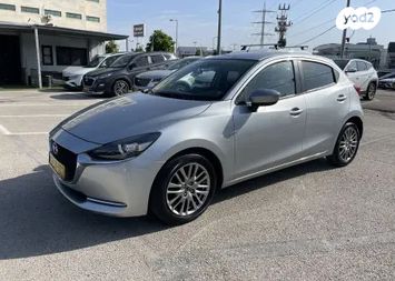 מודעת רכב מאזדה 2