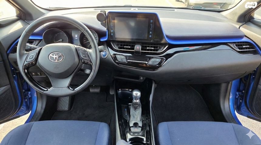 טויוטה C-HR