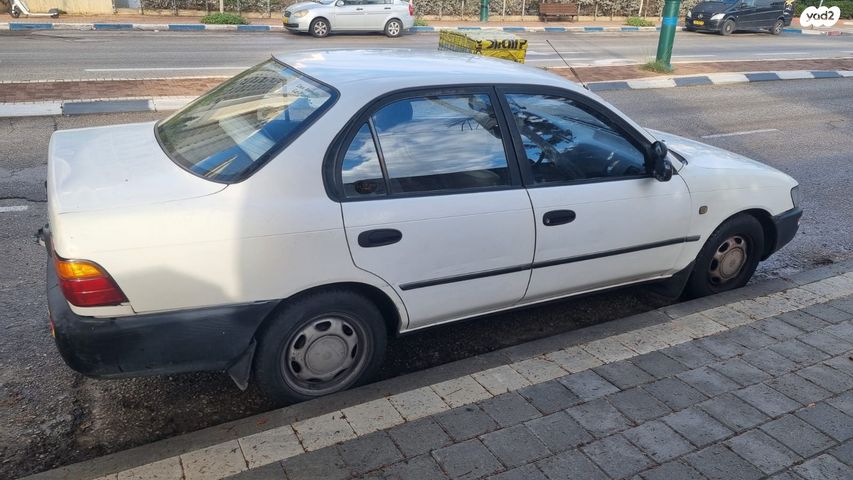 טויוטה קורולה