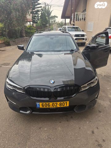 מודעת רכב ב מ וו סדרה 3