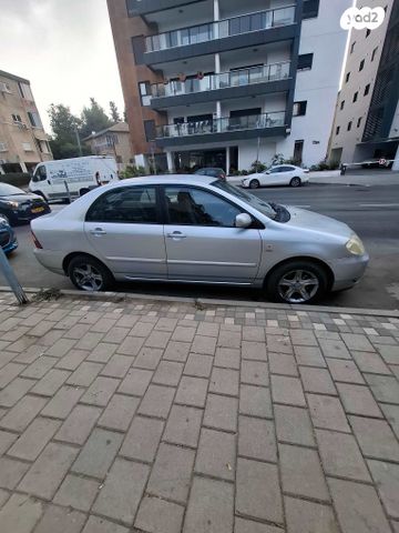 טויוטה קורולה