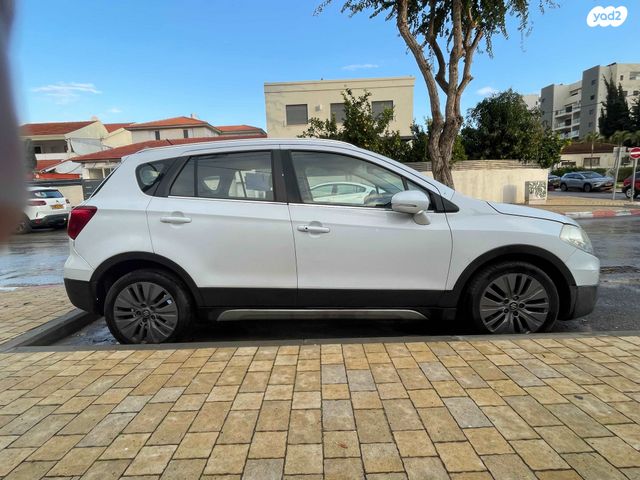 סוזוקי קרוסאובר