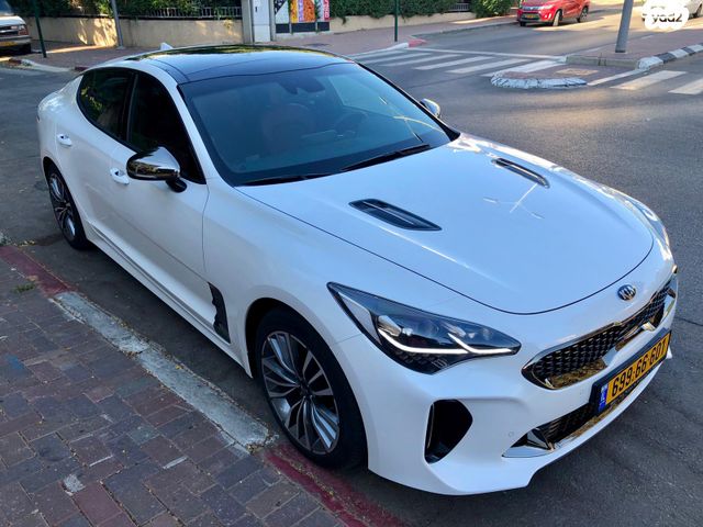 מודעת רכב קיה סטינגר