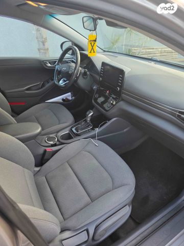 יונדאי איוניק