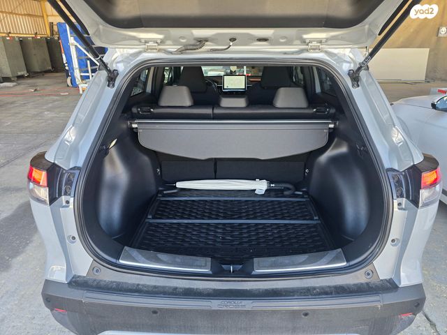 טויוטה קורולה קרוס