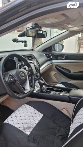 ניסאן מקסימה