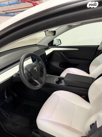 טסלה מודל Y