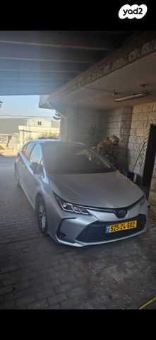 מודעת רכב טויוטה קורולה
