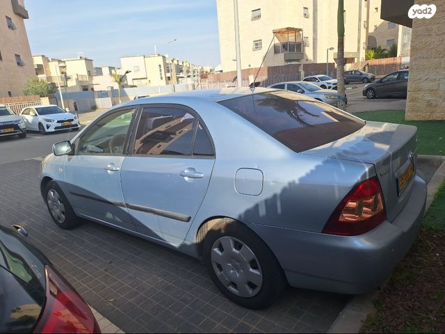 טויוטה קורולה