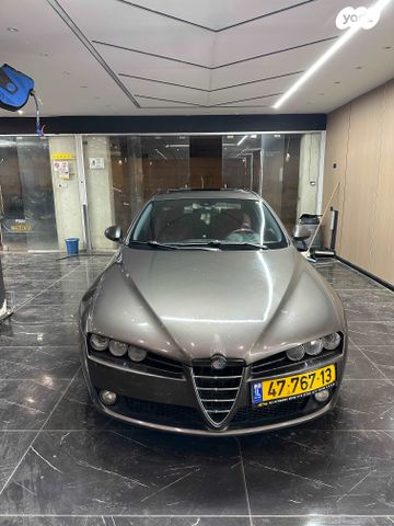 אלפא רומיאו 159