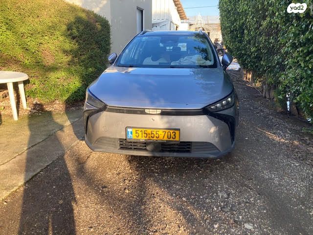 מודעת רכב ג׳ילי Geometry C