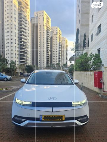 יונדאי איוניק 5