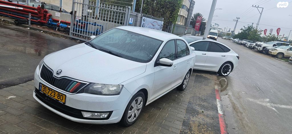 מודעת רכב סקודה ראפיד